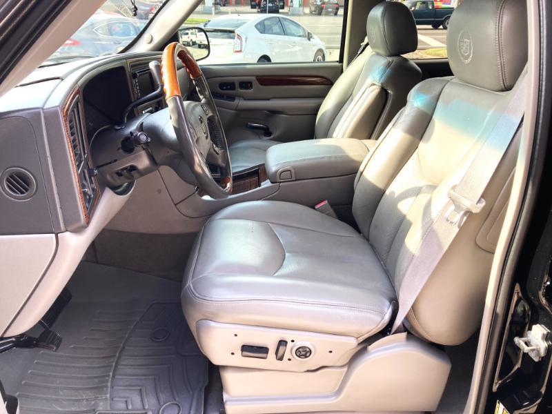 Cadillac Escalade ESV 2004