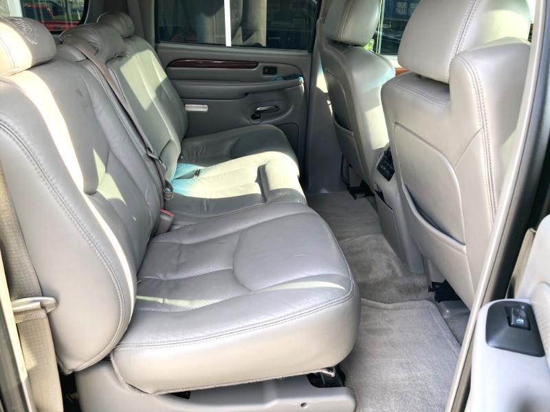 Cadillac Escalade ESV 2004