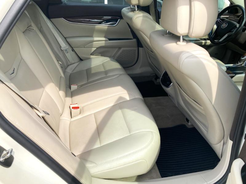 Cadillac XTS Luxury AWD 2013