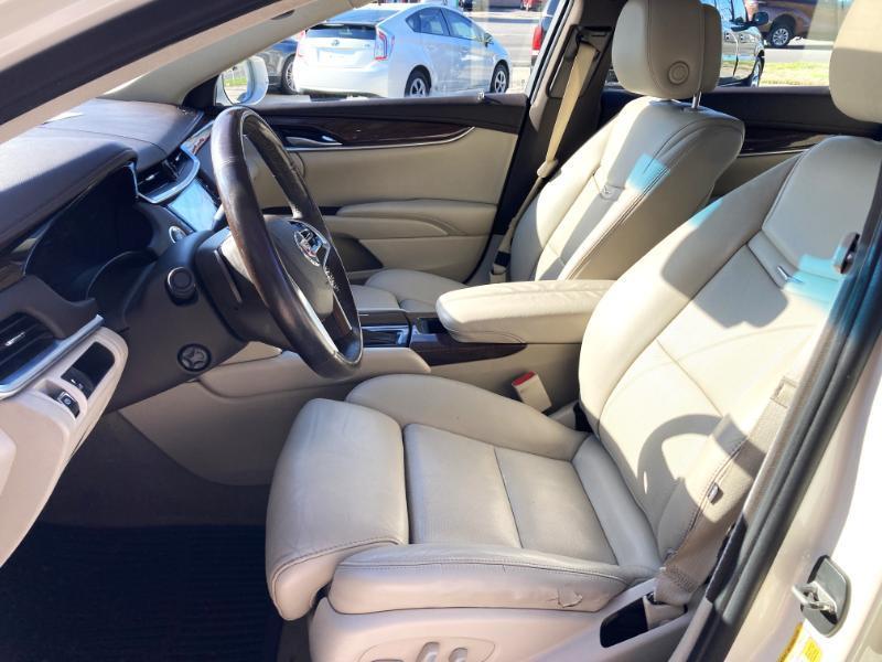 Cadillac XTS Luxury AWD 2013