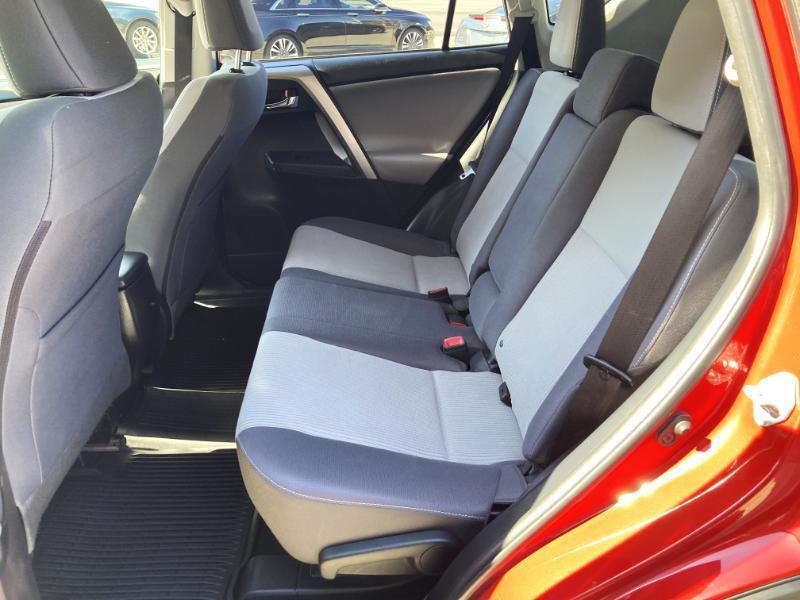 Toyota RAV4 XLE AWD 2014