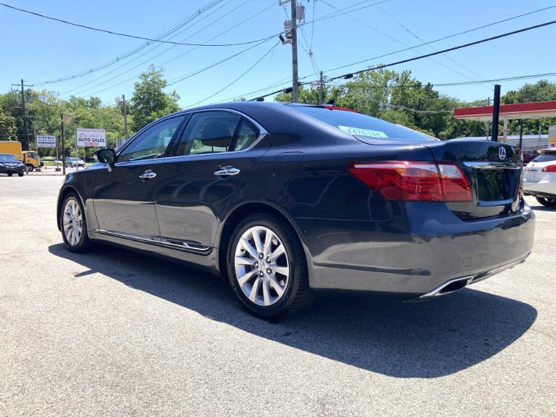Lexus LS 460 Luxury Sedan AWD 2011