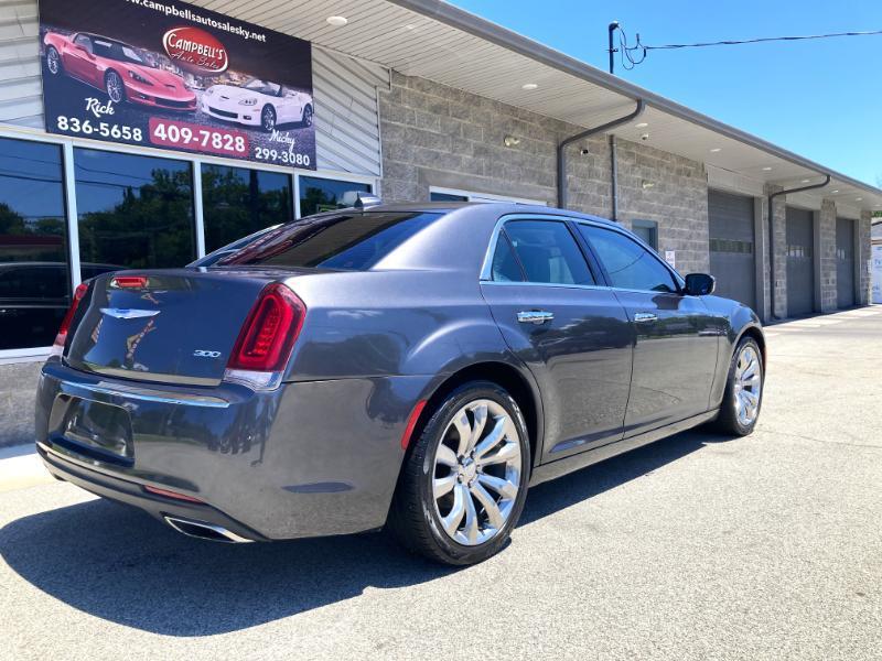 Chrysler 300 Limited RWD 2019