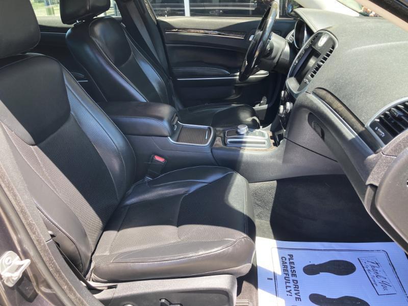 Chrysler 300 Limited RWD 2019