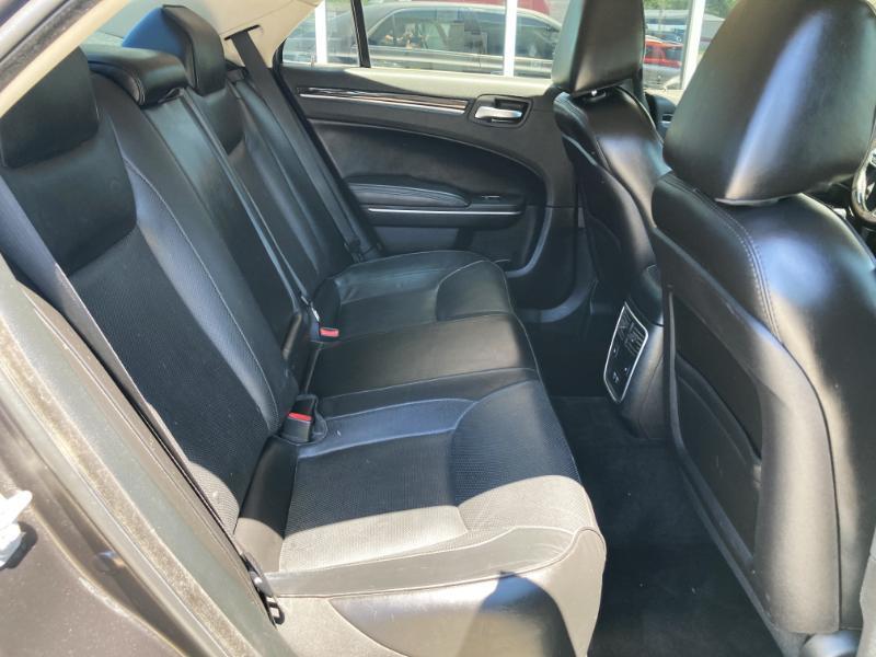 Chrysler 300 Limited RWD 2019