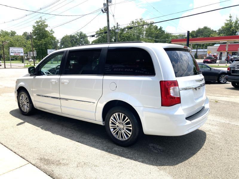 Chrysler Town & Country Touring-L 2014
