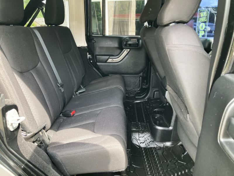 Jeep Wrangler Unlimited Sport 4WD 2015