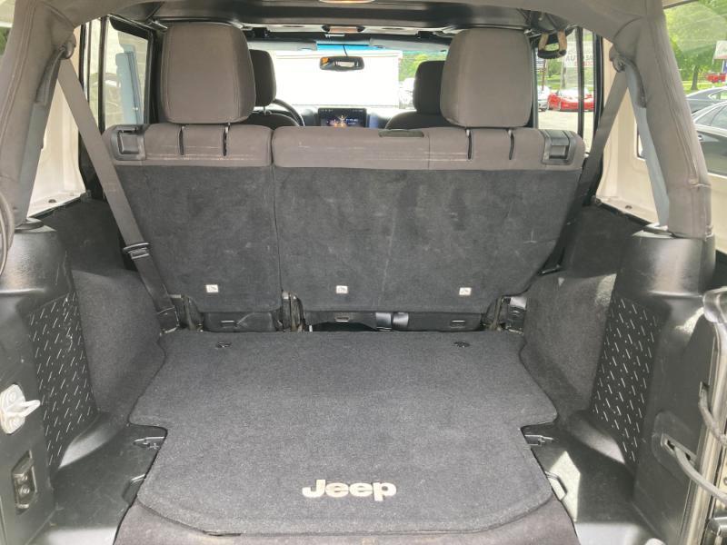 Jeep Wrangler Unlimited Sport 4WD 2015