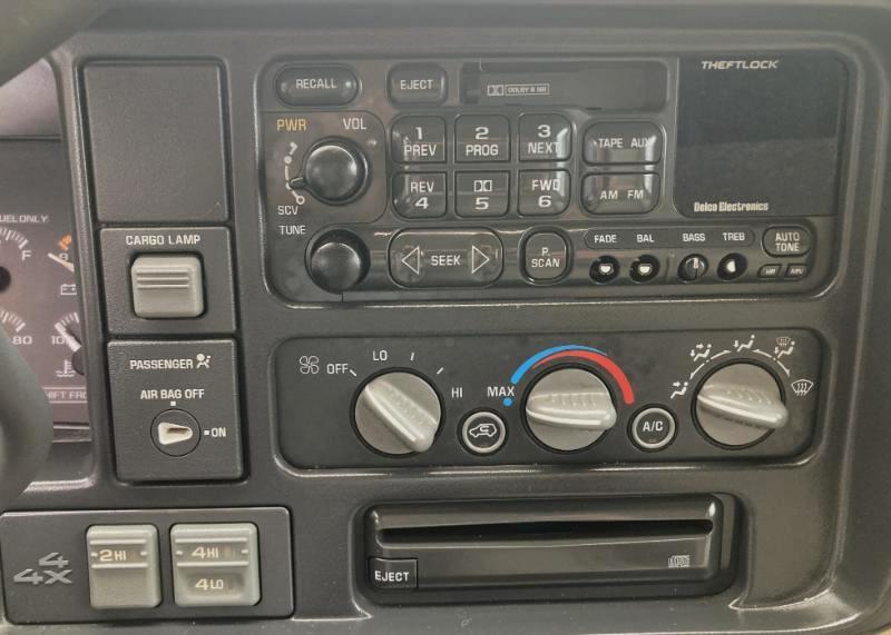 GMC Sierra C/K 1500 Ext. Cab 6.5-ft. Bed 4WD 1998