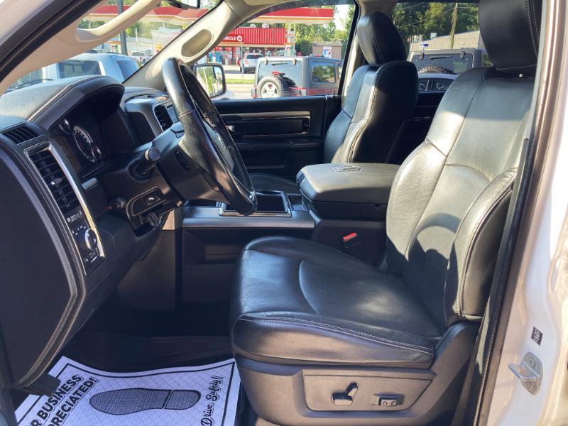 RAM 1500 Sport Crew Cab SWB 4WD 2015