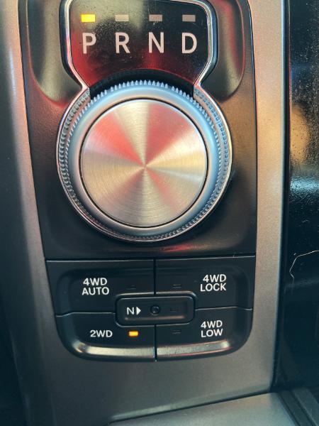 RAM 1500 Sport Crew Cab SWB 4WD 2015