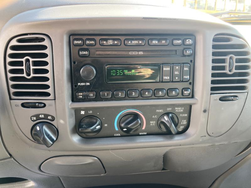 Ford F-150 XLT SuperCrew 4WD 2003