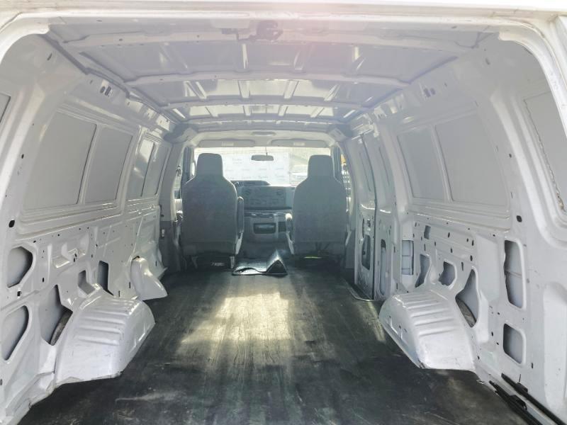 Ford Econoline Cargo  2012