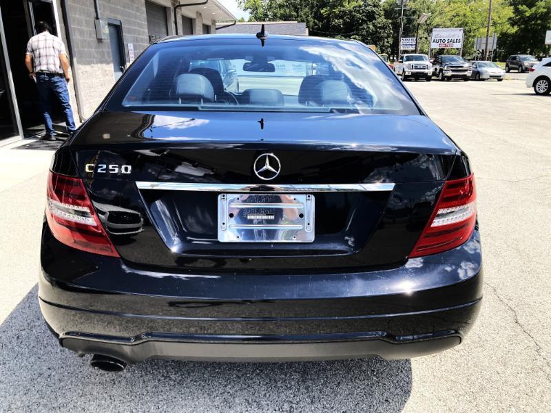 Mercedes-Benz C-Class C250 Luxury Sedan 2012