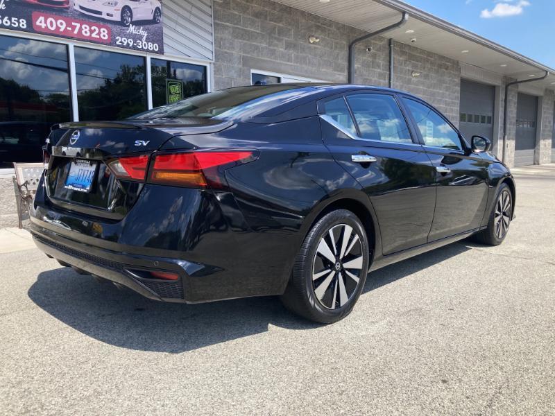 Nissan Altima 2.5 SV 2021