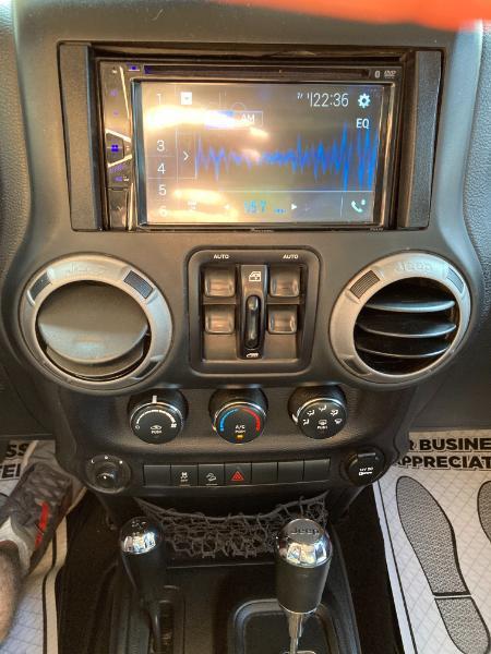Jeep Wrangler Unlimited Sport 4WD 2015