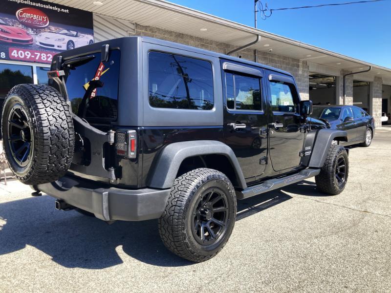 Jeep Wrangler Unlimited Sport 4WD 2017