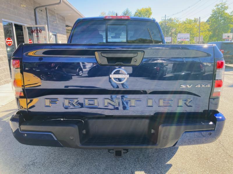 Nissan Frontier SV Crew Cab 4WD 2022