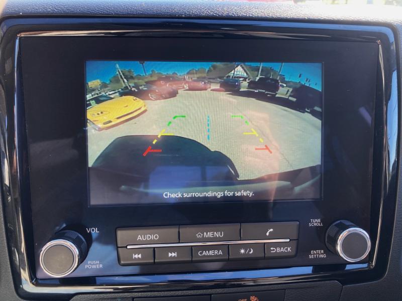 Nissan Frontier SV Crew Cab 4WD 2022