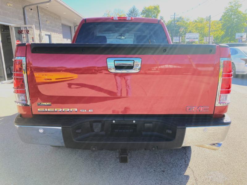 GMC Sierra 1500 SLE Crew Cab 4WD 2011