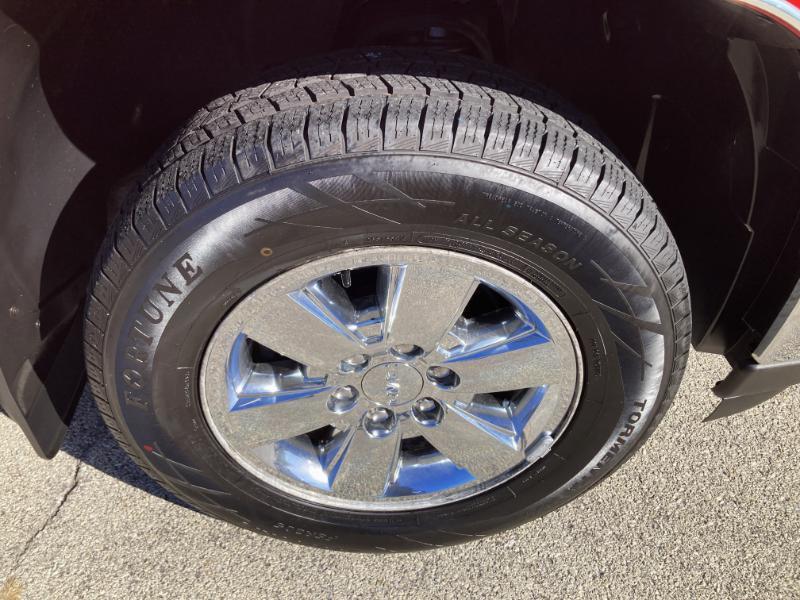 GMC Sierra 1500 SLE Crew Cab 4WD 2011