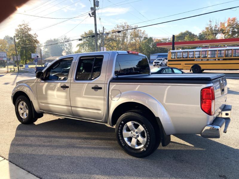 Nissan Frontier SE Crew Cab 4WD 2010
