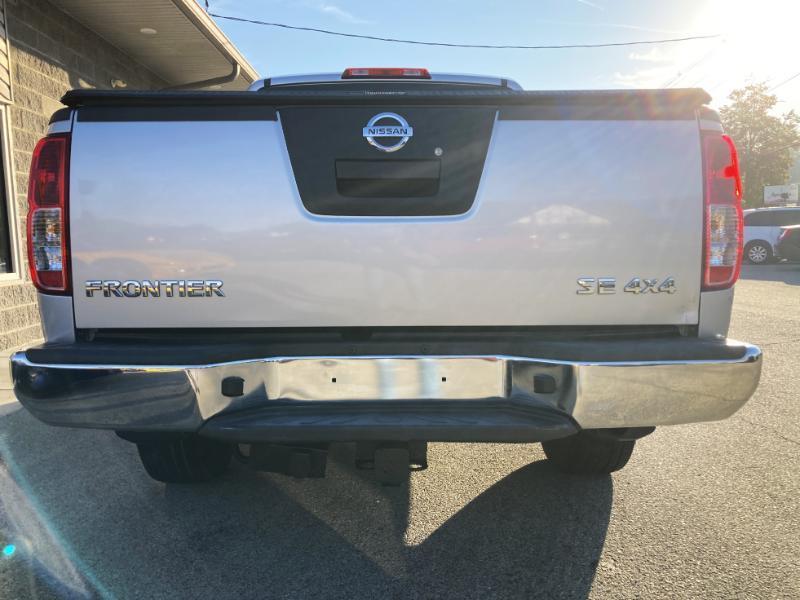 Nissan Frontier SE Crew Cab 4WD 2010