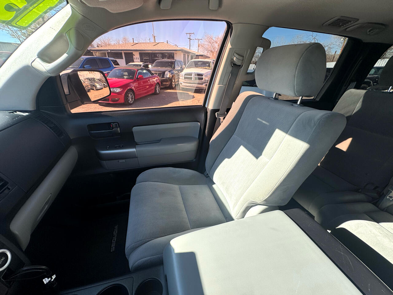 Toyota Sequoia SR5 5.7L 2WD 2013