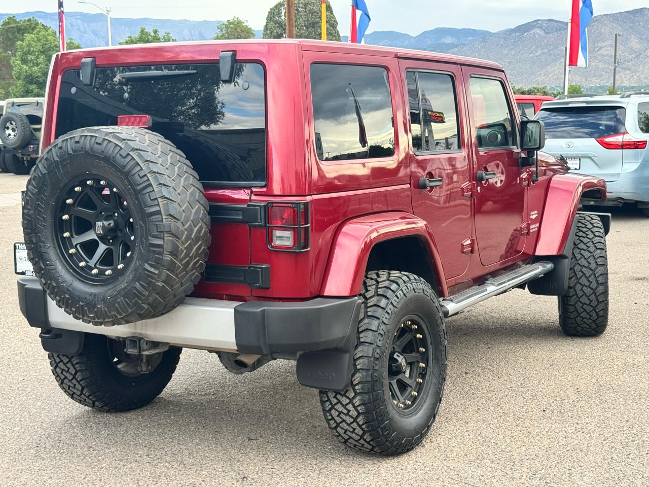 Jeep Wrangler Unlimited Sahara 4WD 2013