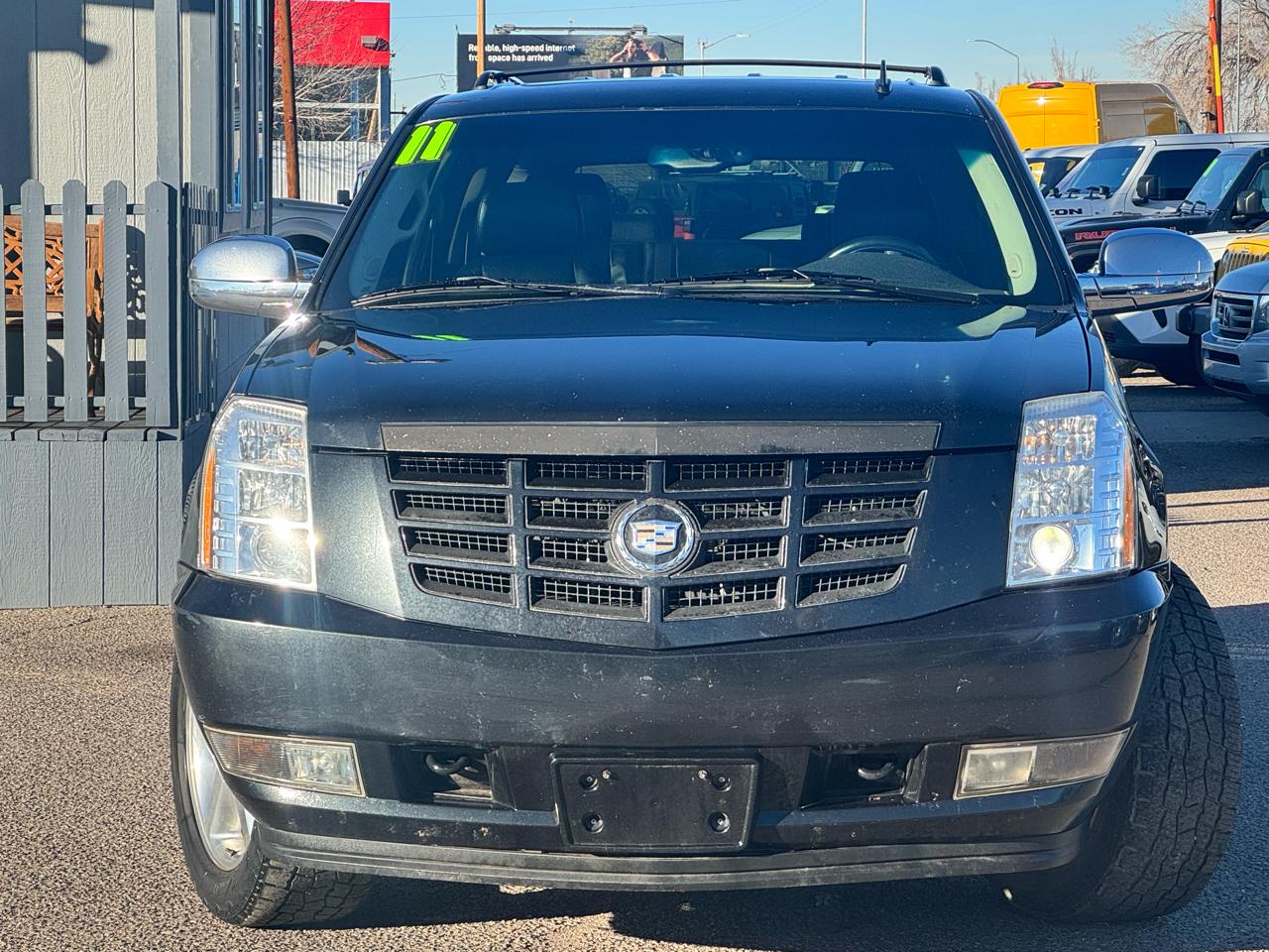 Cadillac Escalade AWD 2011