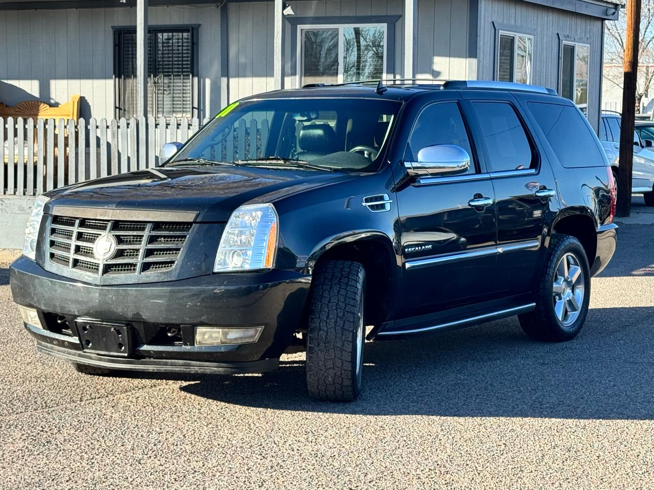 Cadillac Escalade AWD 2011