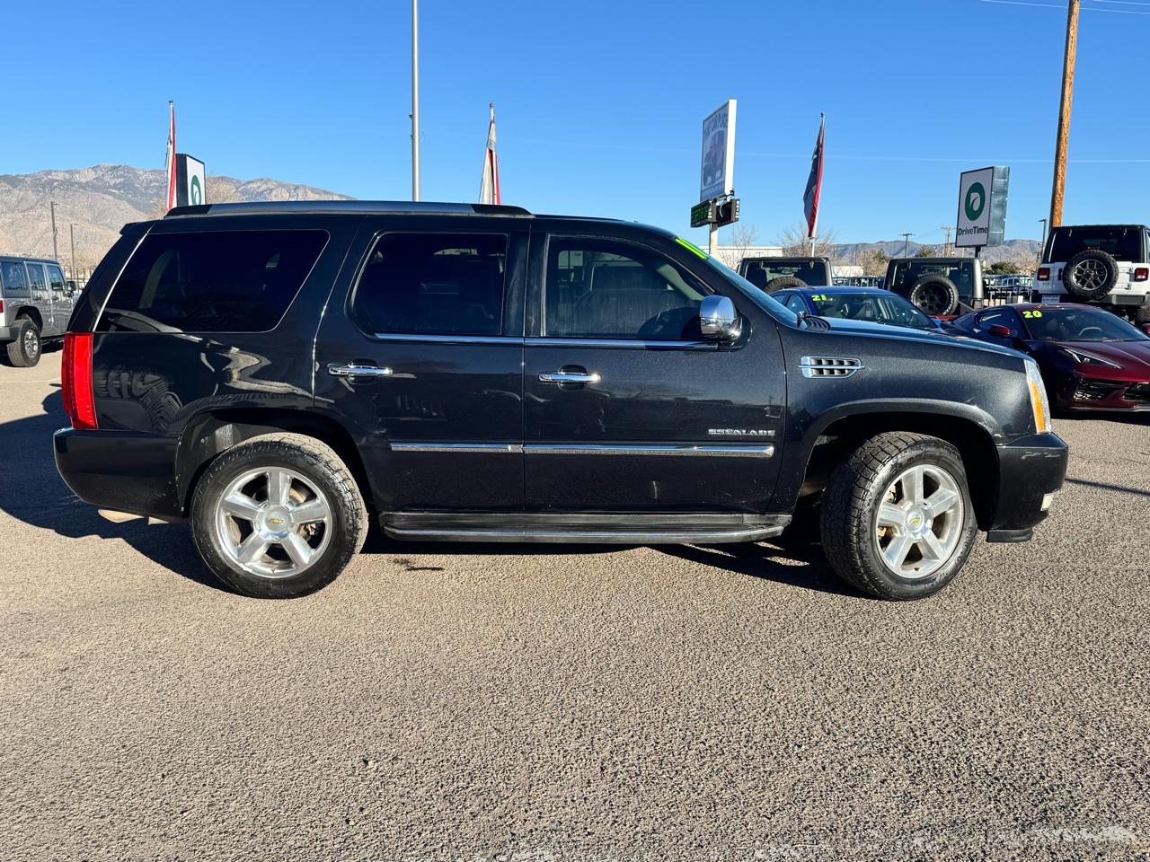 Cadillac Escalade AWD 2011