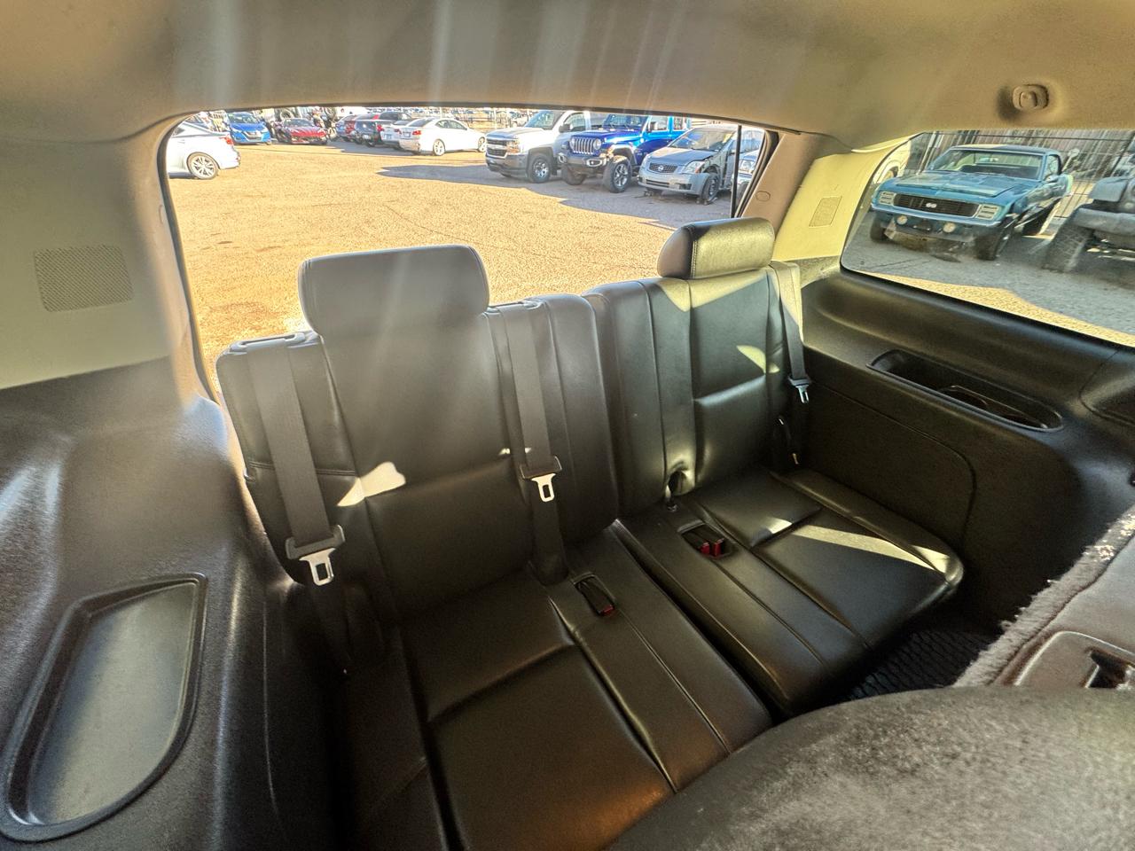 Cadillac Escalade AWD 2011