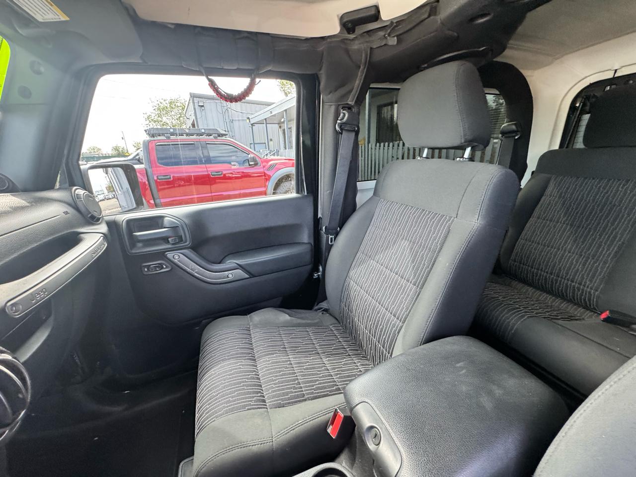 Jeep Wrangler Sport 4WD 2012