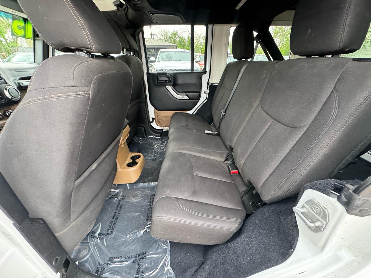 Jeep Wrangler Unlimited Rubicon 4WD 2015