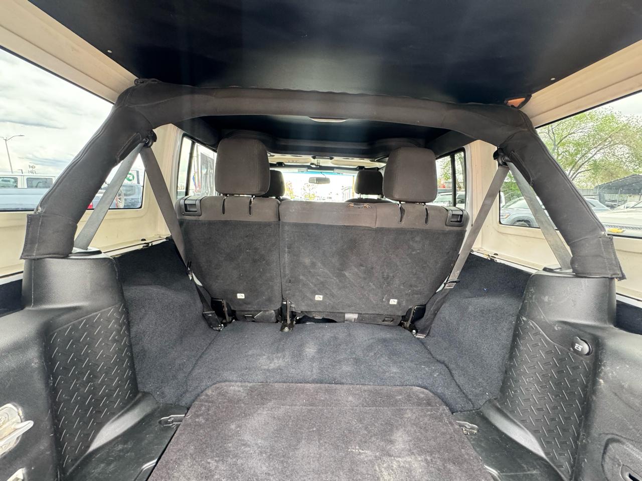 Jeep Wrangler Unlimited Rubicon 4WD 2015