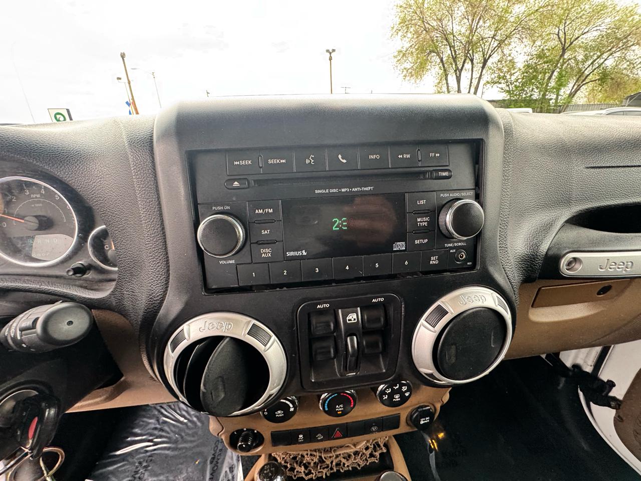 Jeep Wrangler Unlimited Rubicon 4WD 2015