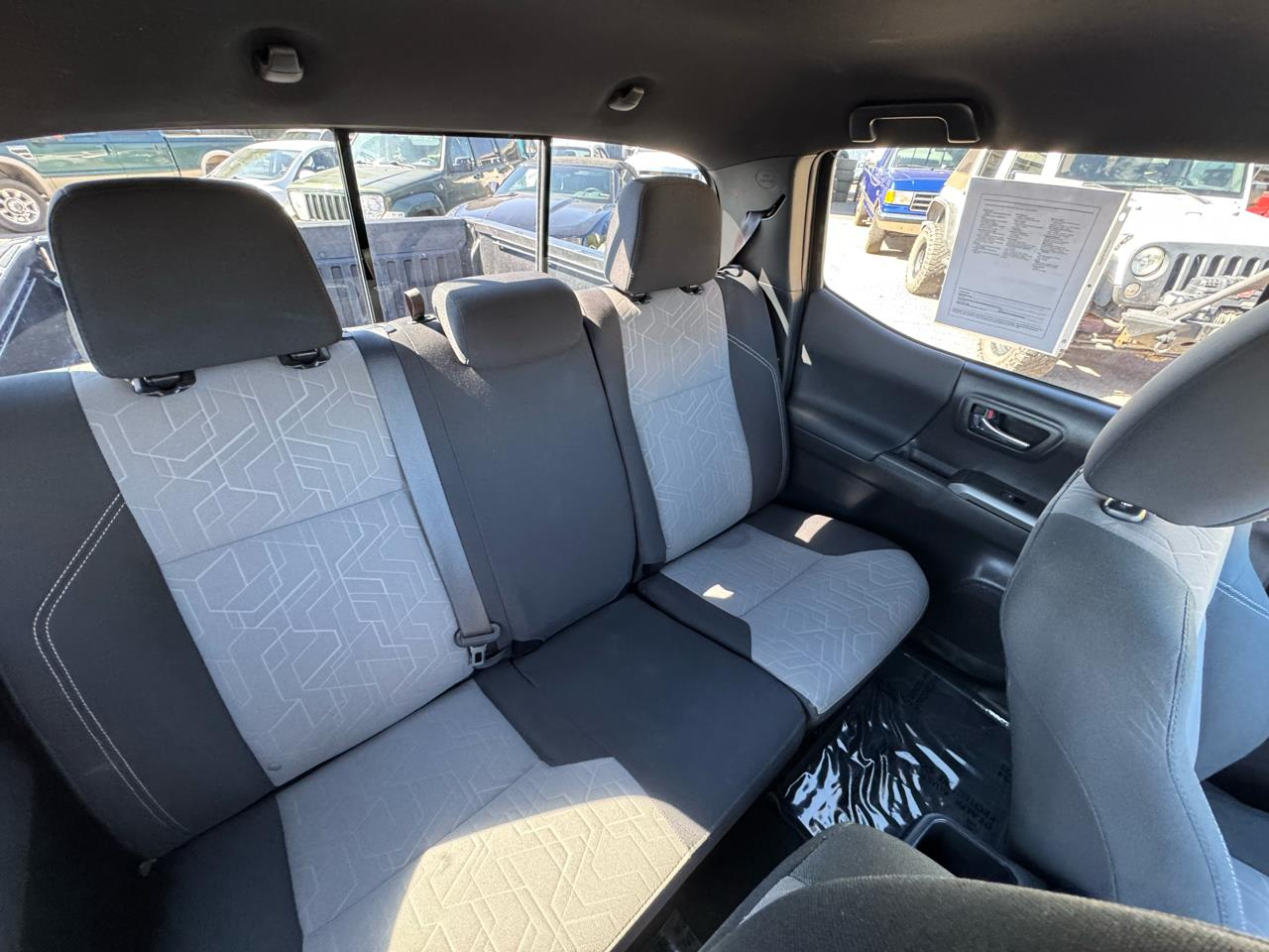 Toyota Tacoma SR5 Double Cab Long Bed V6 6AT 2WD 2023