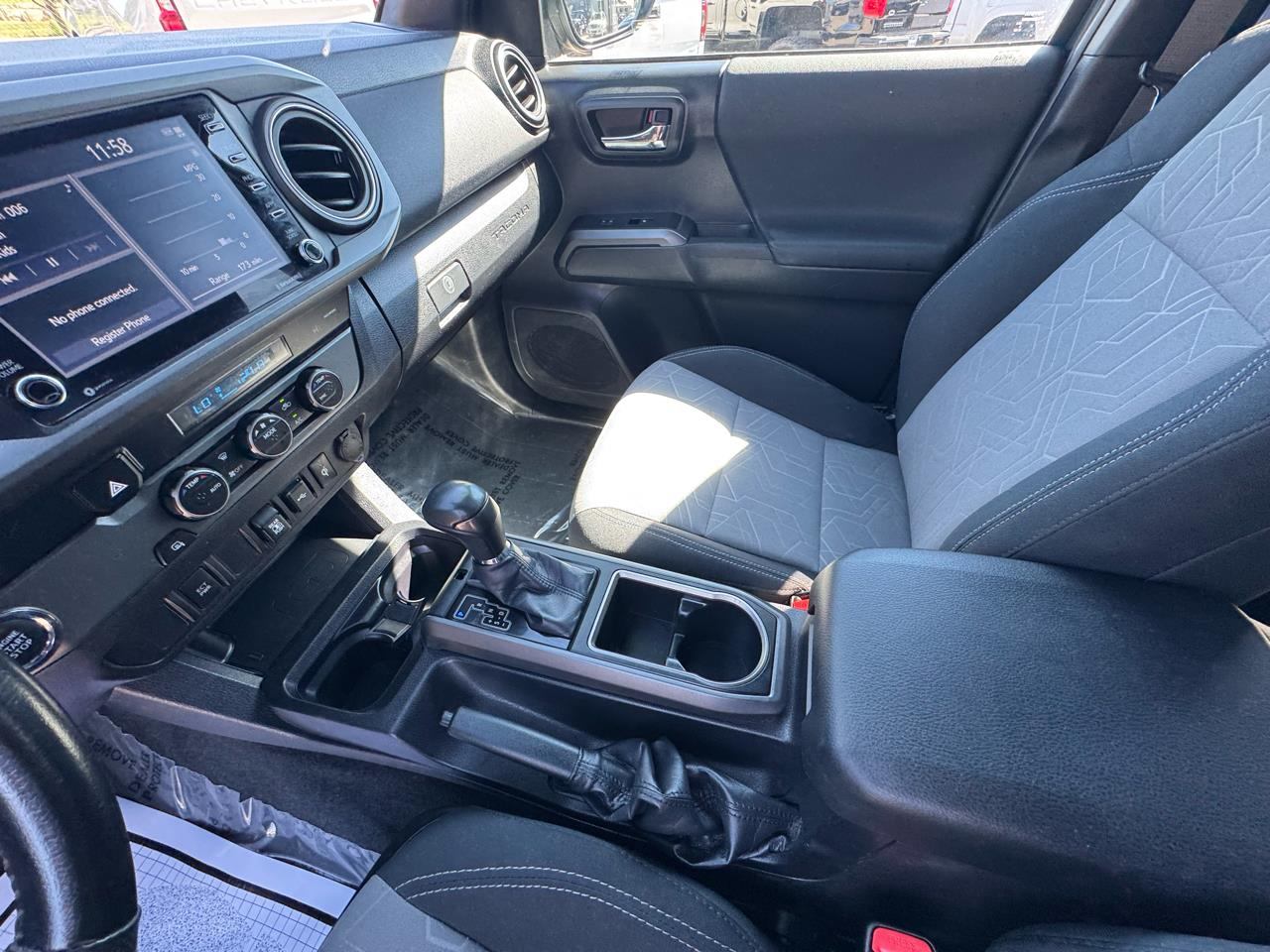 Toyota Tacoma SR5 Double Cab Long Bed V6 6AT 2WD 2023