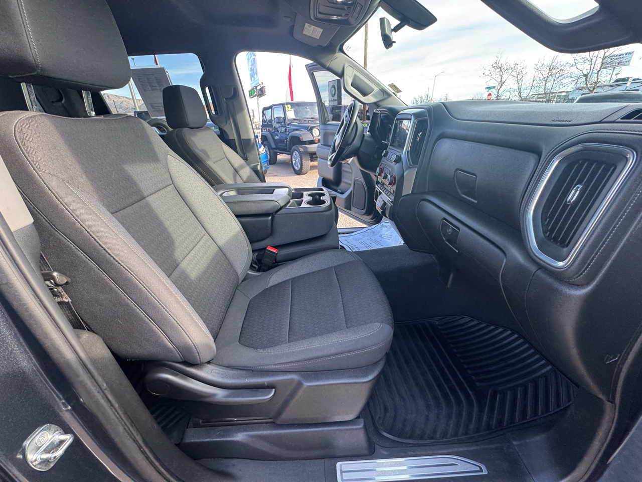 Chevrolet Silverado 1500 Limited LT Crew Cab Long Box 4WD 2022