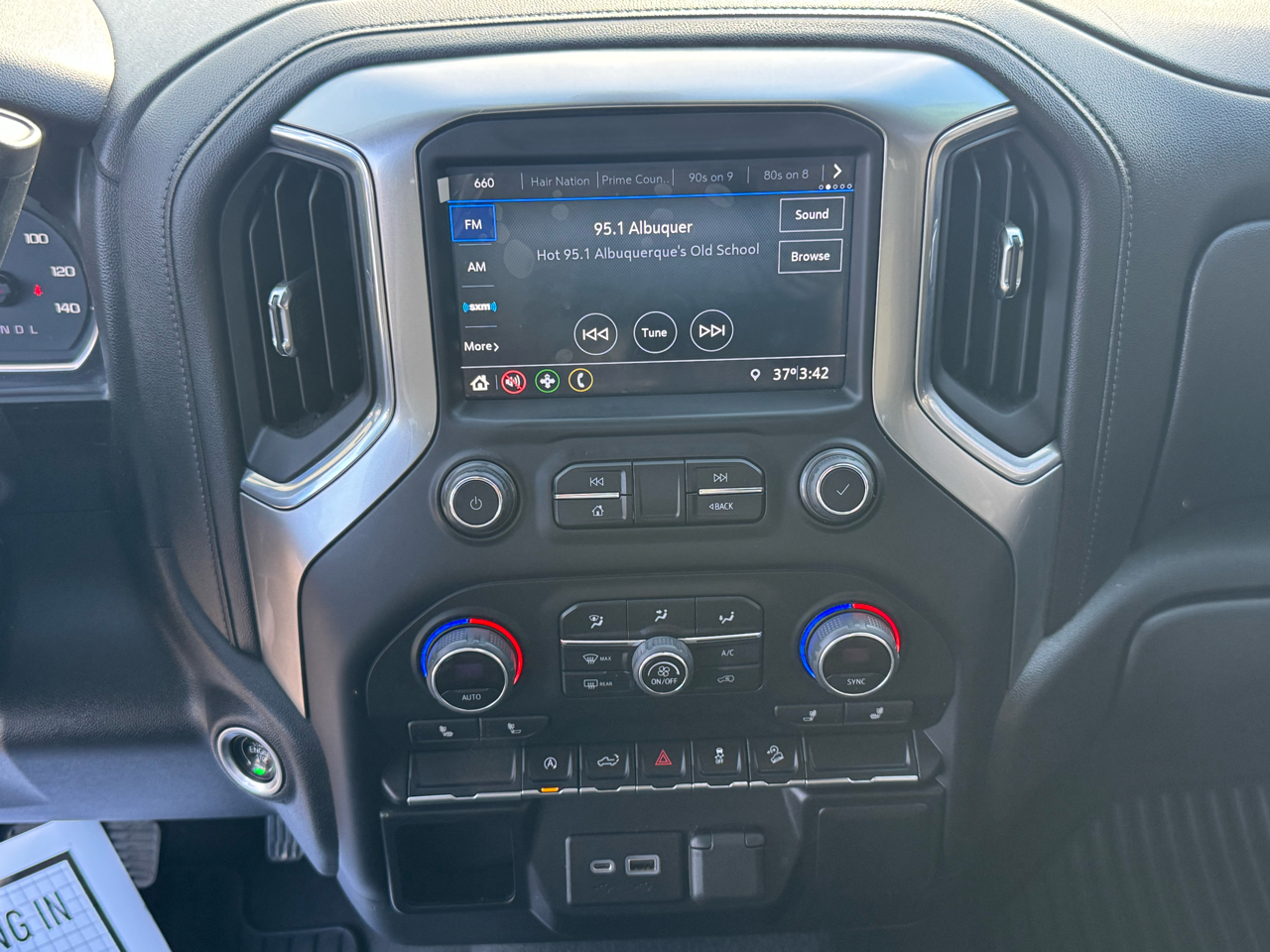 Chevrolet Silverado 1500 Limited LT Crew Cab Long Box 4WD 2022