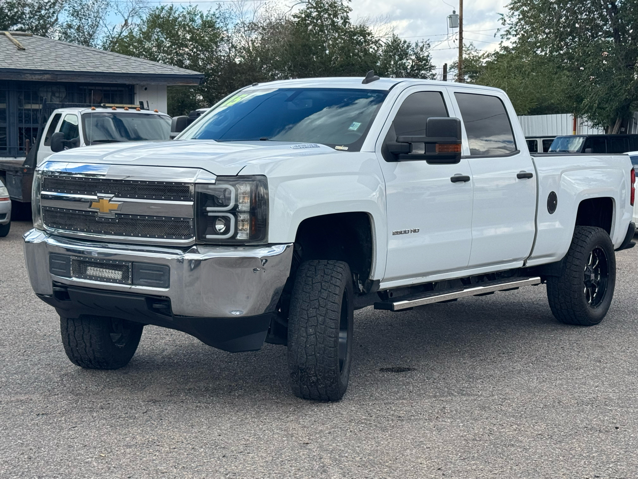 Chevrolet Silverado 2500HD Work Truck Crew Cab 4WD 2015