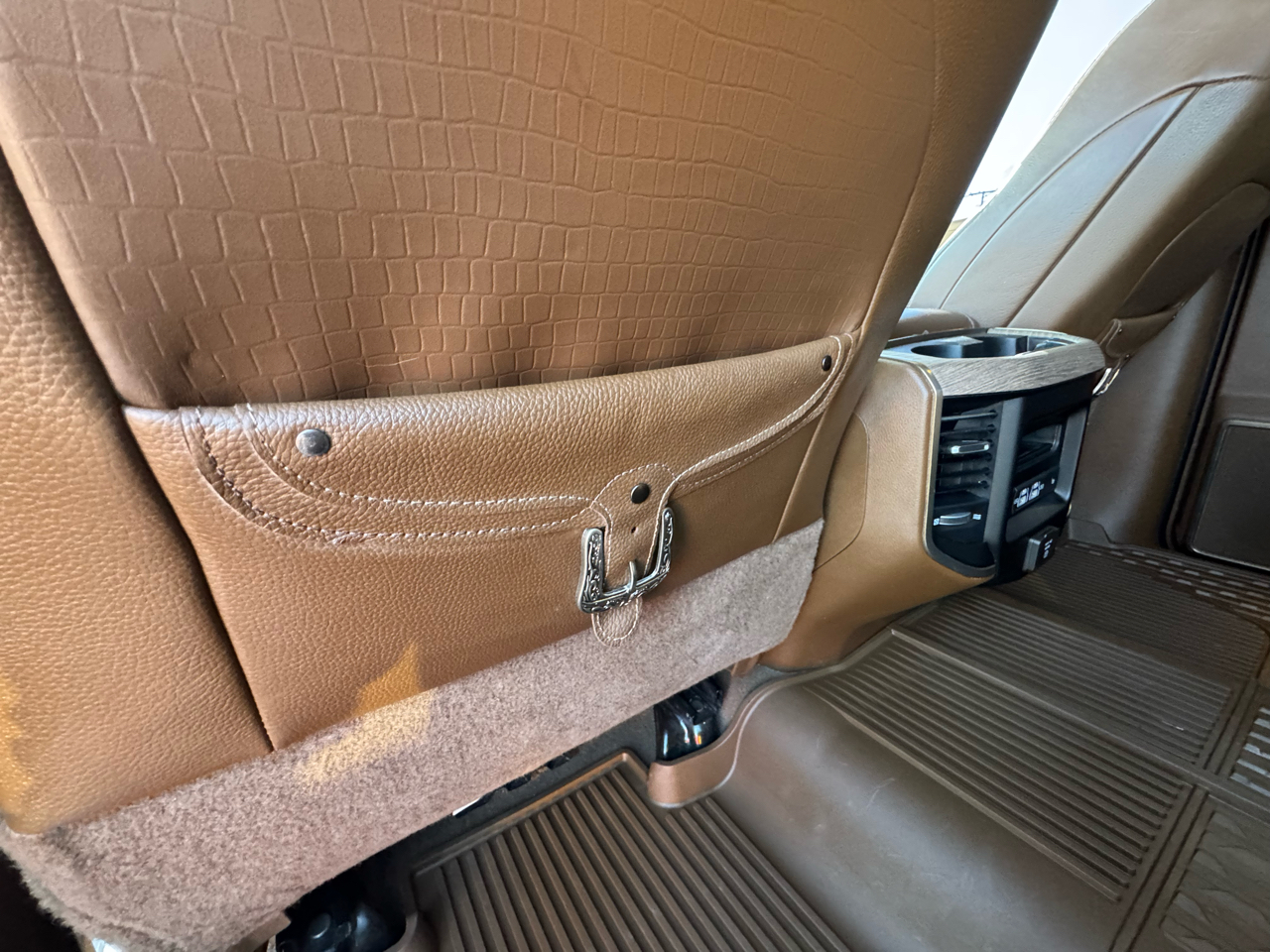 RAM 2500 Longhorn Crew Cab SWB 4WD 2023