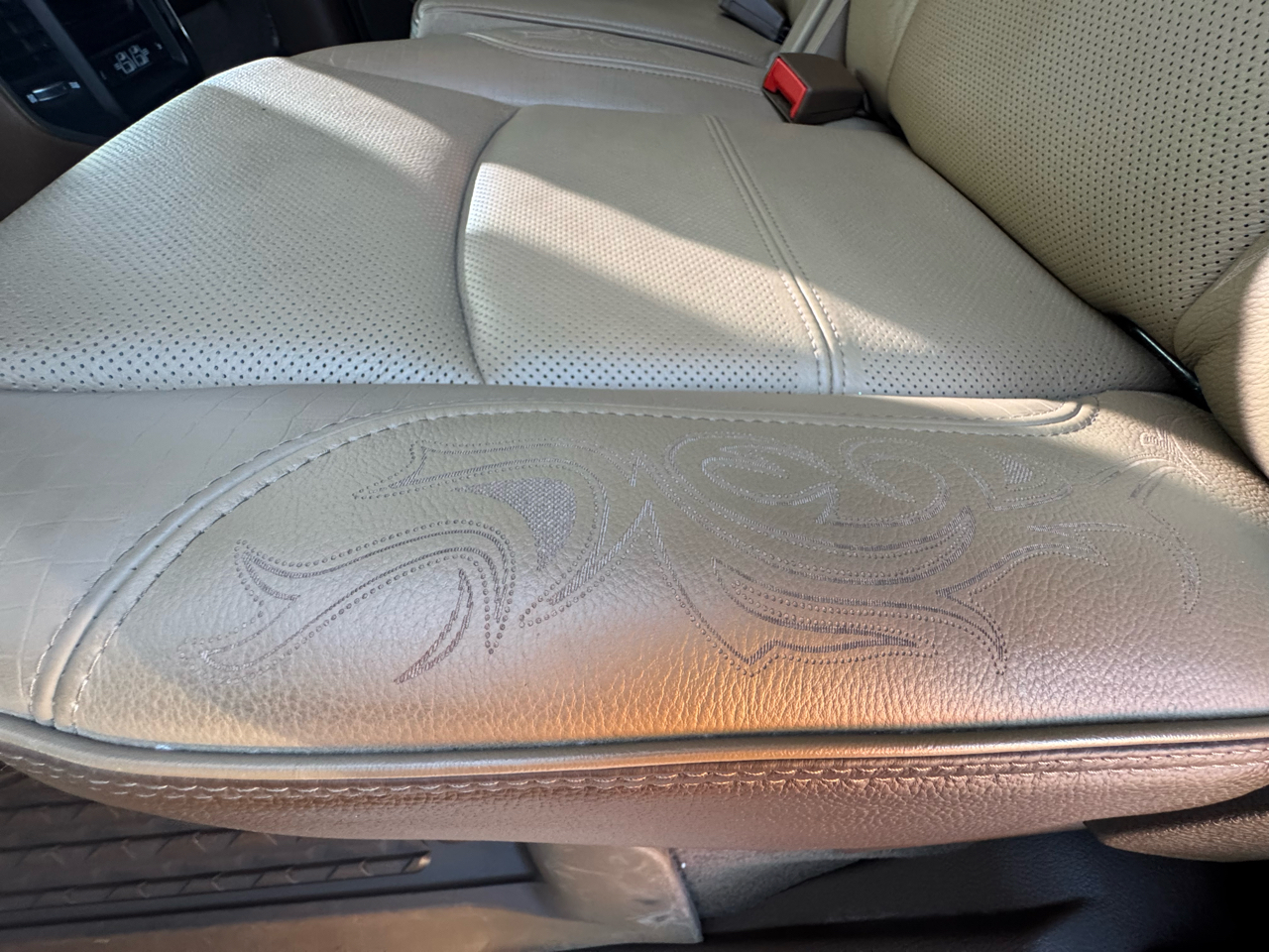 RAM 2500 Longhorn Crew Cab SWB 4WD 2023