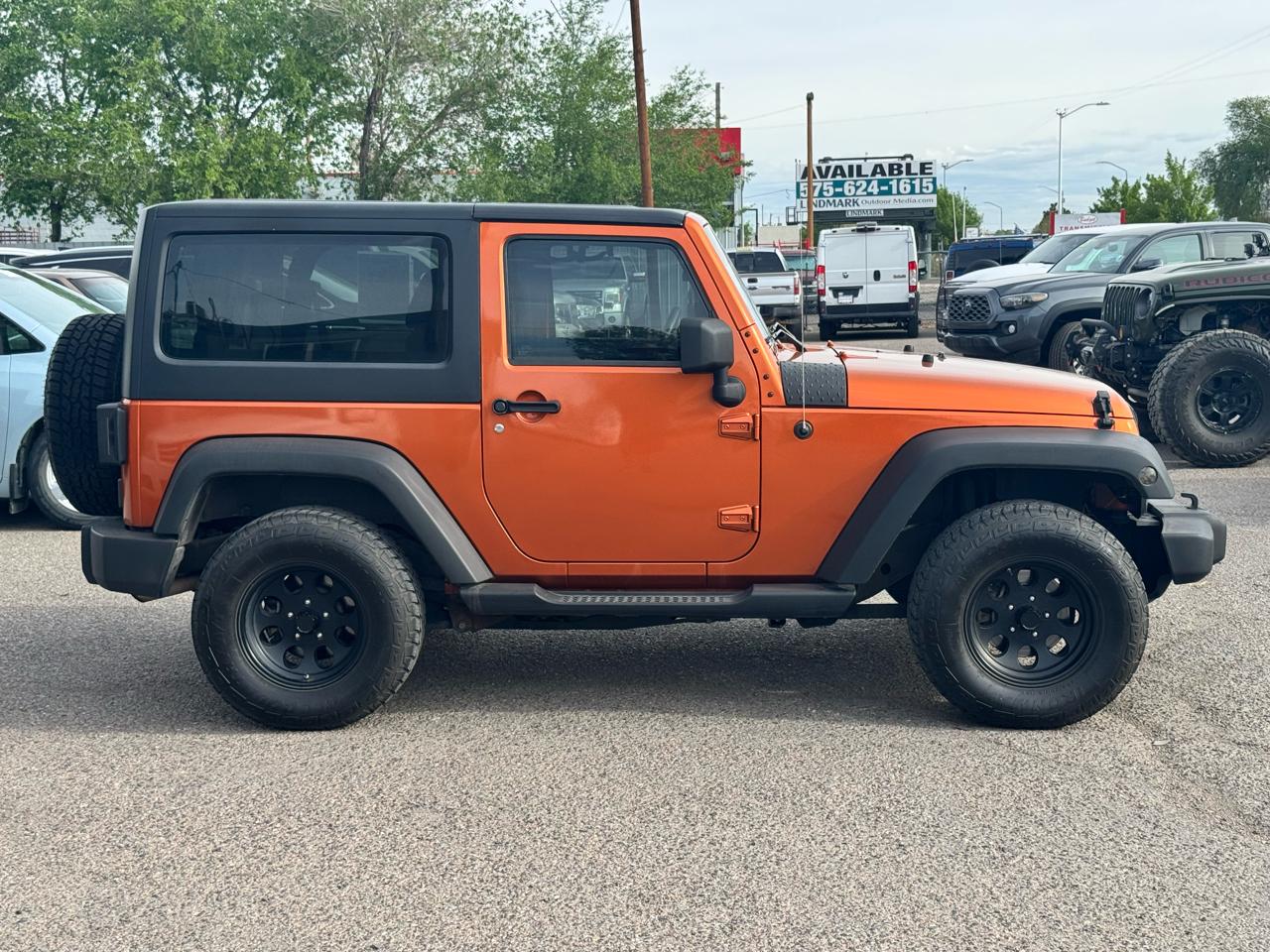 Jeep Wrangler Sport 4WD 2011