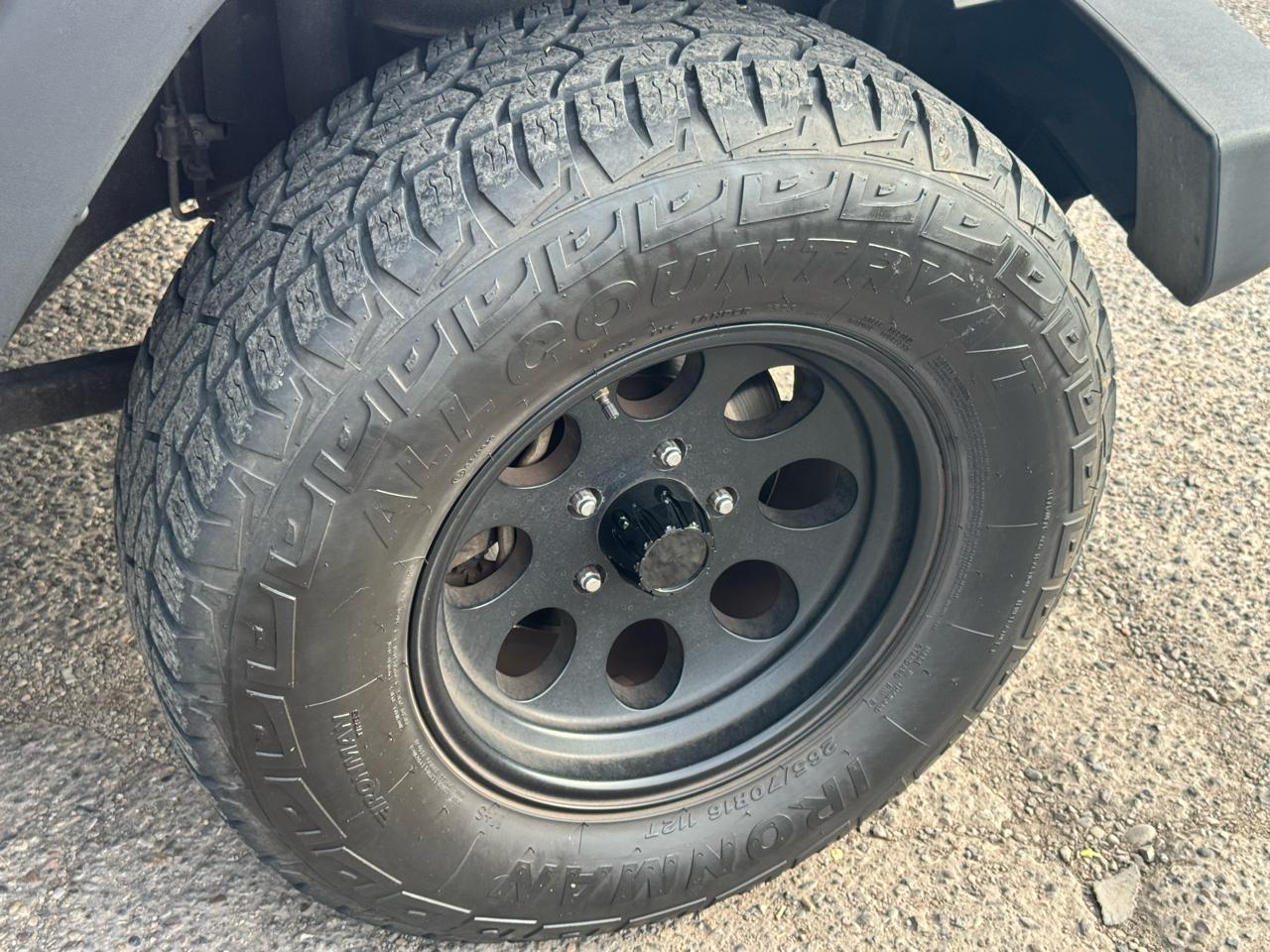 Jeep Wrangler Sport 4WD 2011