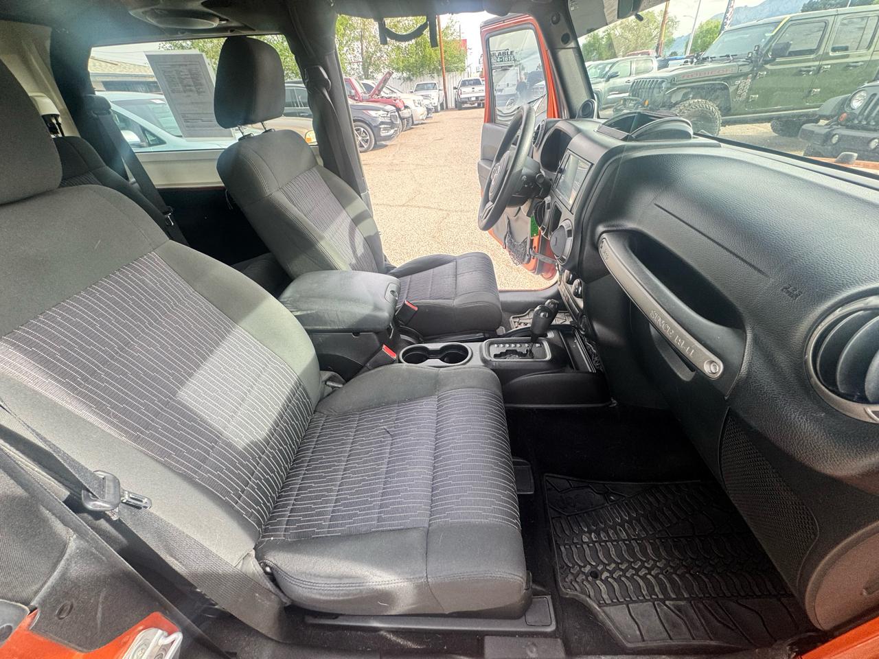 Jeep Wrangler Sport 4WD 2011