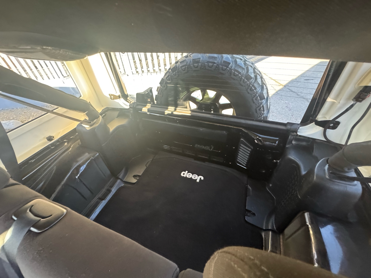 Jeep Wrangler Unlimited Sport 4WD 2014