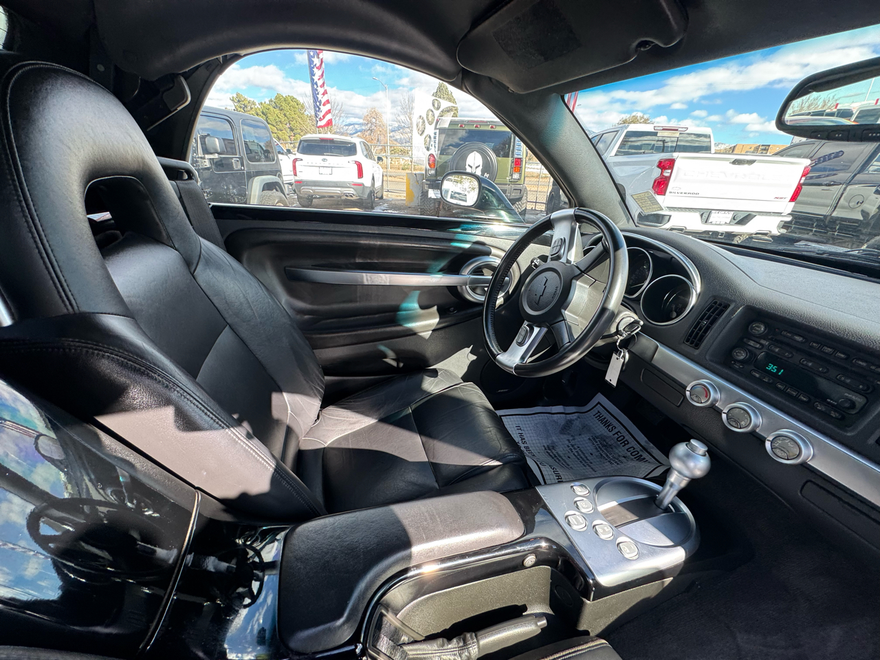 2004 Chevrolet SSR Base photo 3