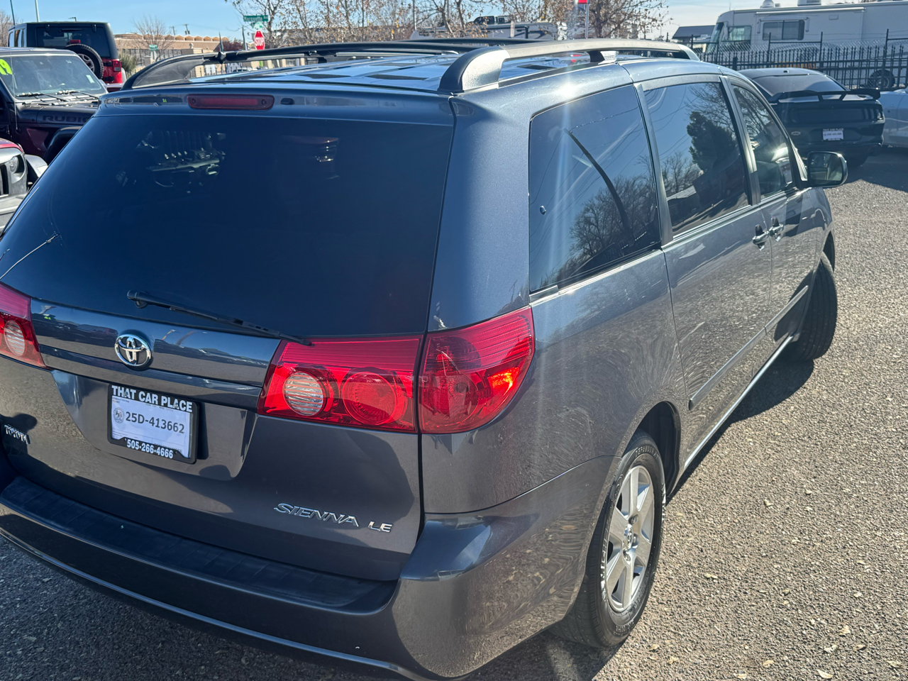 Toyota Sienna CE 7-Passenger 2006
